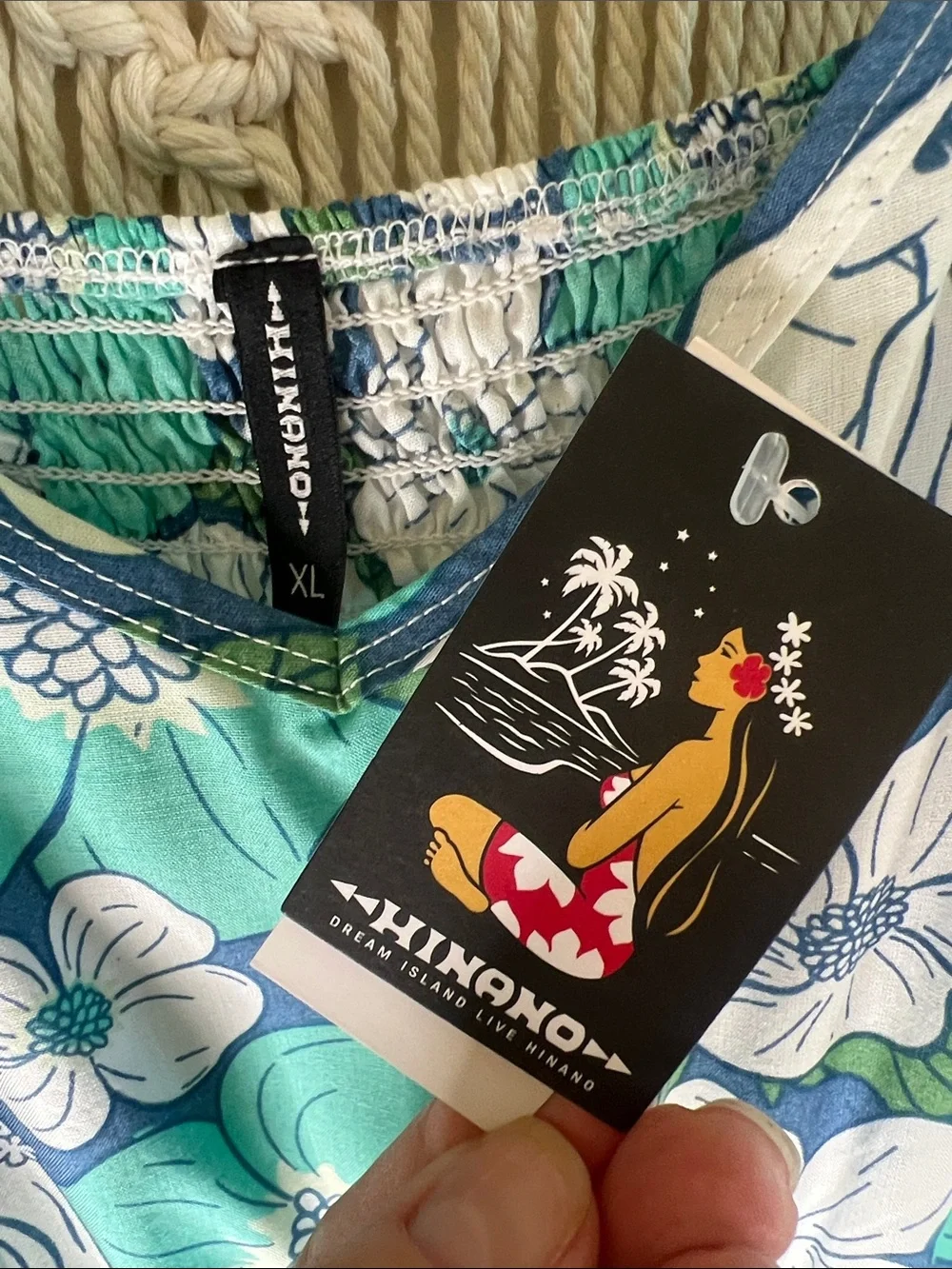 Hinano lightweight sleeveless